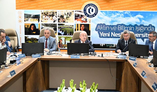 Uşak Üniversitesi’nde 2026 yılı ‘Danışma Kurulu’ toplantısı yapıldı.