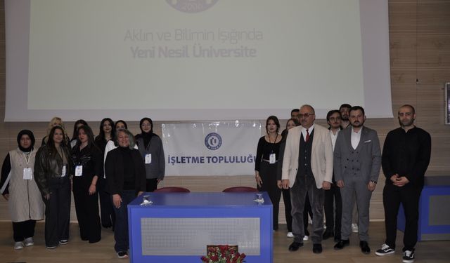 Genç Girişimciler Zirvesi’nin ikincisi Uşak Üniversitesi’nde gerçekleştirildi