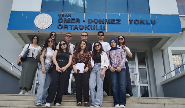 Uşak’ta öğretmen adaylarından Lösemili çocuklar için ‘Umuda Mektuplar’ etkinliği