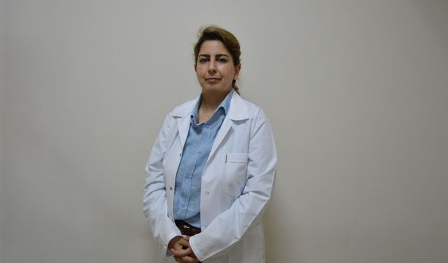 Türkiye’de görev yapan İran asıllı Romatoloji uzmanı Ladan Shoarian, Uşak’ta hasta kabulüne başladı