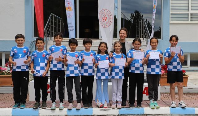 Demirci'de bilim şenliği ve sportif faaliyetlere bu hafta yoğun olarak devam etti