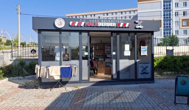 Uşak’ta faaliyetini sürdüren Halk Berber’in işleri tuttu