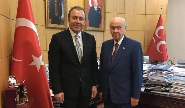 Uşak'ta çeşitli çalışmalar yapan Selendi Belediyesi eski Başkanı Savaş, MHP Manisa İl Başkanı oldu