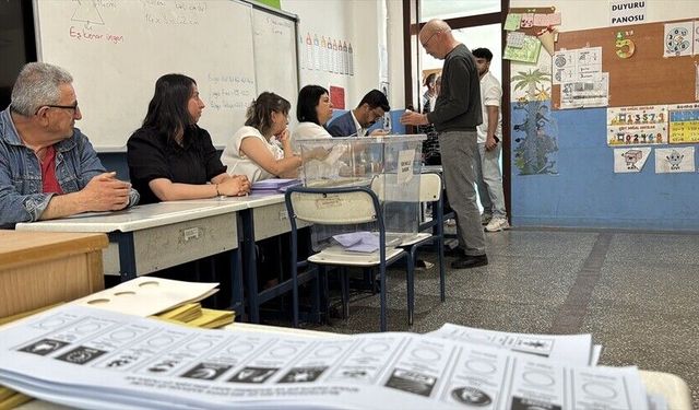 Uşak Banaz Cumhuriyet Mahallesi'nin de olduğu ülke genelindeki 362 mahallede seçim yapılıyor