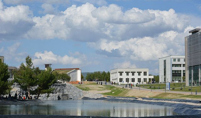 Uşak Üniversitesi, kentin bilimsel ve entelektüel gücü