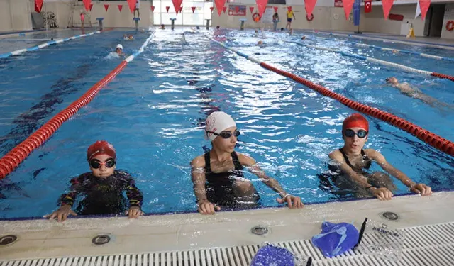 Uşak'ta Ağustos ayında çocuklar için yüzme kursları düzenlenecek