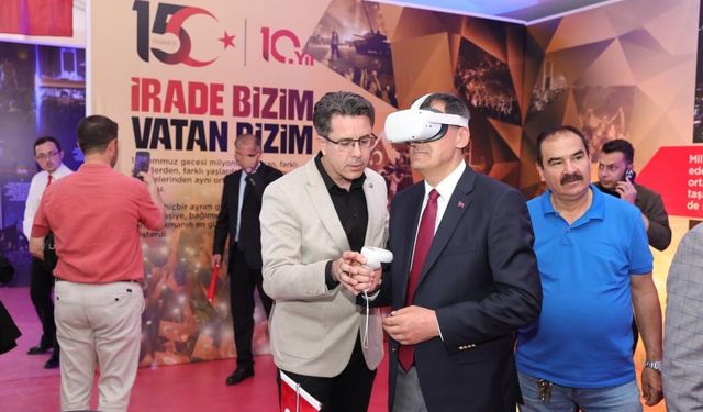 Kütahya Belediye Başkanı Eyüp Kahveci, 15 Temmuz'da milletin bağımsızlığa sahip çıktığını belirtti