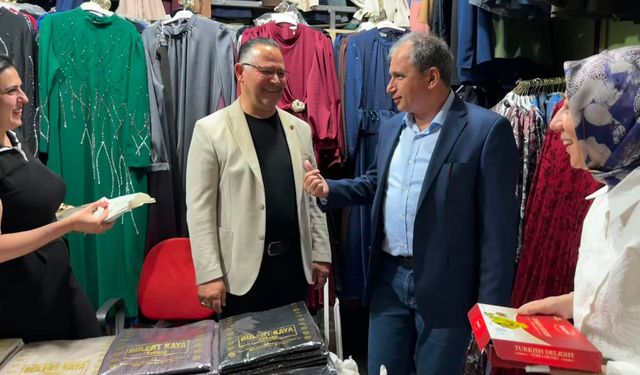 Uşak'ın Çarşamba pazarını madem taşıyacaktınız yeniden yapıp taşısaydınız!