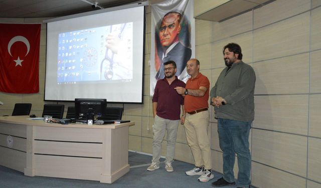 Uşak Eğitim ve Araştırma Hastanesi'nde yemekhane personeline "etkili iletişim" eğitimi
