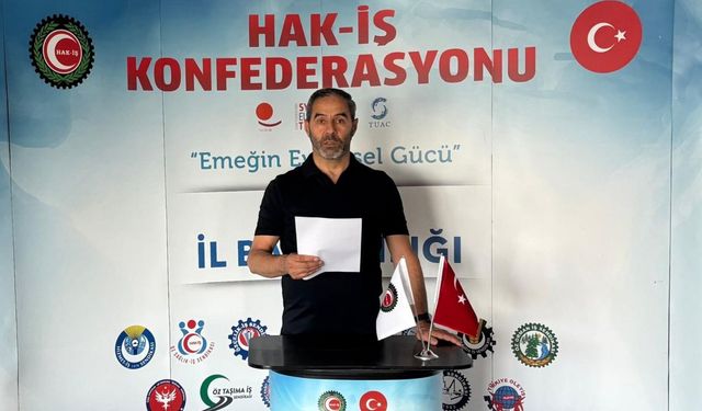 Adil Özdemir, milletin ortaya koyduğu direniş ve demokrasiye sahip çıkma iradesine vurgu yaptı