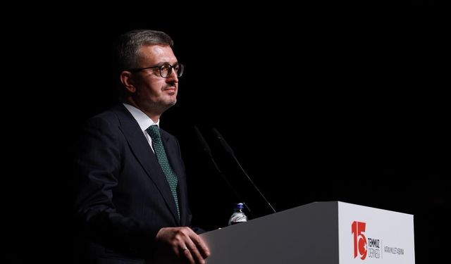 Duran: O gece, Cumhurbaşkanımız Erdoğan'ın liderliğinde ve milletimizin destansı direnişi sayesinde darbe püskürtüldü