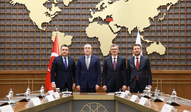 İş arayan iletişim fakültesi mezunu öğrenciler için önemli bir adım atıldı