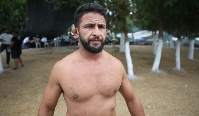 Atom Karınca lakaplı Cemal Cumbur, iri rakiplerini de yıkıyor