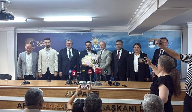 AK Parti Afyonkarahisar İl Başkanı Özgür Kavak göreve başladı