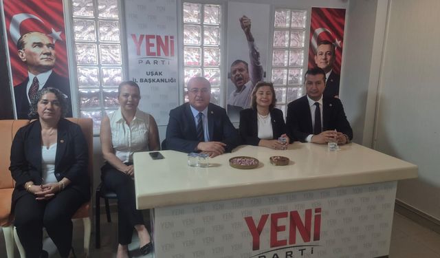 Yeni Parti'nin Burdur ve Aydın Milletvekilleri, Uşak'ta esnaf ve vatandaş ziyaretinde bulundu