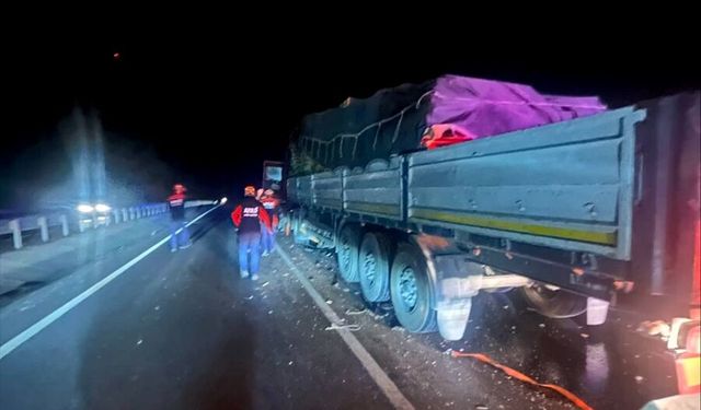Uşak ve Afyon arasındaki kazada 1 kişi hayatını kaybetti