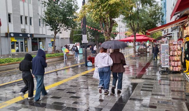 Uşak'taki yağmurlu hava bugün de etkili olacak