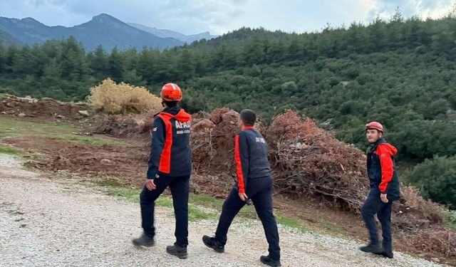 Merkezefendi Yenişehir'de kaybolan Fatma Aylak'ı bulmak için yoğun çalışma yapılıyor