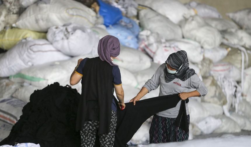 Aralık ve Ocak'ta düzelen Uşak ve  Denizli'deki tekstil sektörü, Şubat'ta sekteye uğradı