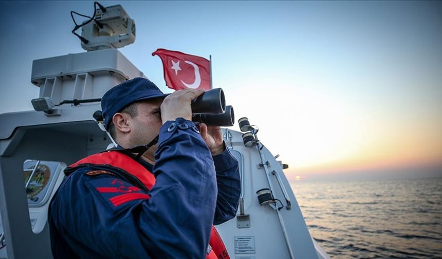 Aydın açıklarında 44 düzensiz göçmen kurtarıldı