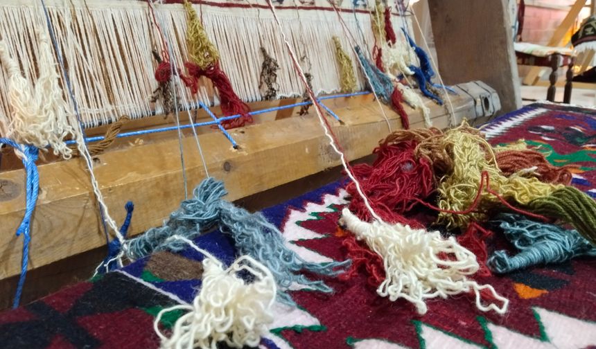 Uşak'ın tescilli Eşme kilimiyle ilgili bilimsel bir çalışma ortaya konacak