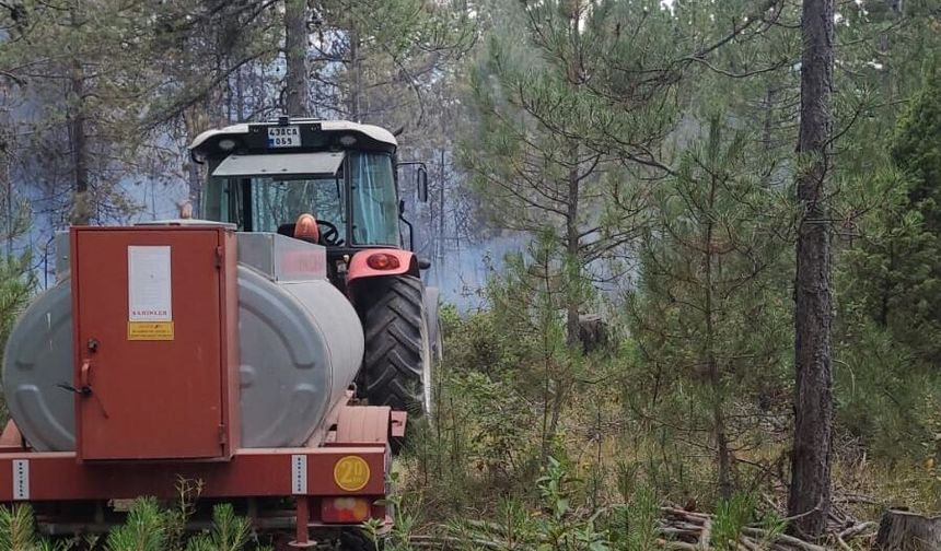 Ulubey Dereboyu'ndaki yangın kontrol altına alındı
