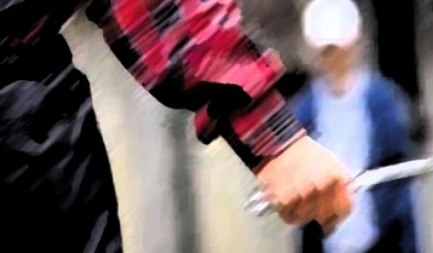 Serinhisar'da bıçaklı kavga ! Deniz Özel hayatını kaybetti!