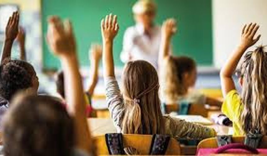 Çameli'de olumsuz hava koşulları eğitime ara verdirdi!