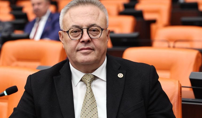 Ali Karaoba'dan İsmail Güneş'e yanıt: Uşak Belediyesi siyasi bir kurum!