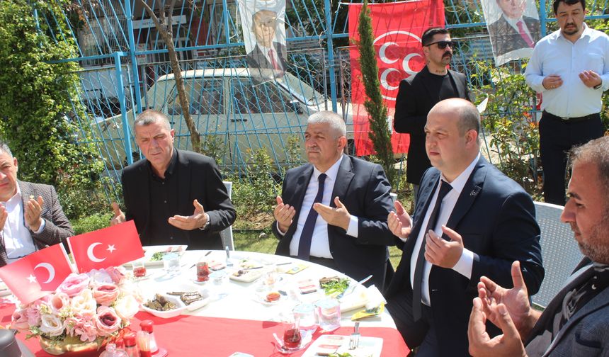 MHP İzmir İl Başkanı Şahin İBB'ye yönelik yolsuzluk soruşturmasına ilişkin konuştu