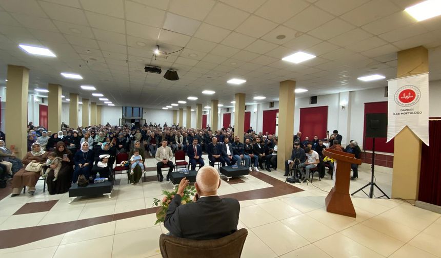 Afyonkarahisar'da "Bir konu bir konuk" projesi devam ediyor