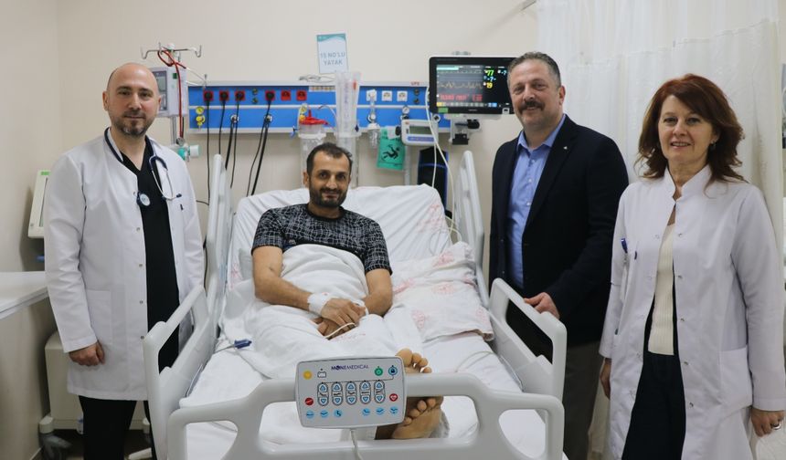 Futbol oynarken kalbi durdu, 12 gün sonra uyandı!