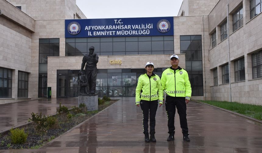 Afyonkarahisar'da polis baba ve kızı birlikte çalışıyor