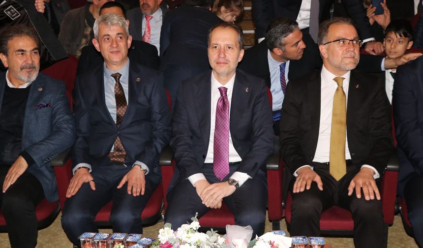 Fatih Erbakan, Kütahya'da partisinin il kongresine katıldı