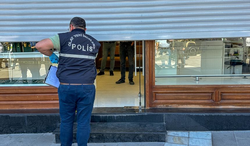 Uşak'ta kuyumcuya silahlı saldırı düzenleyen 1 kişi tutuklandı!