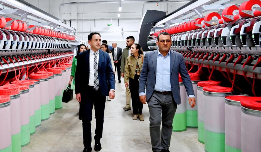 Uşak Tekstil OSB'deki geri dönüşüm fabrikalarında önemli incelemeler yapıldı!