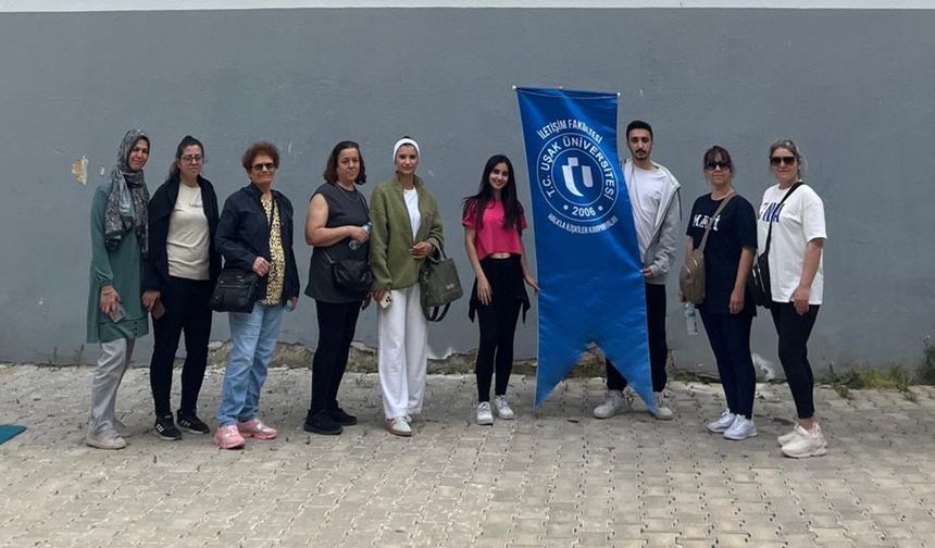 Uşak Merkez Kurtuluş Mahallesi'nde ev hanımlarına yönelik spor programı başladı