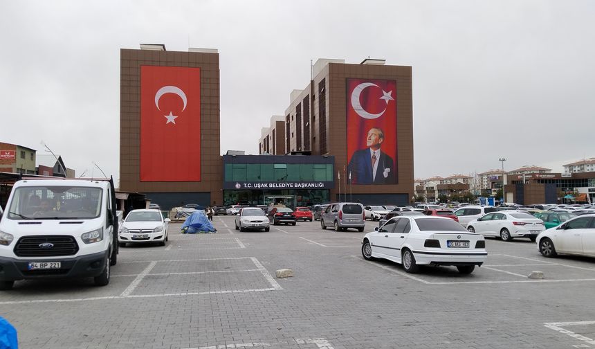 Uşak Belediyesi'nden vatandaşa emlak vergisi için hatırlatma! Ödeme gününü geçirmeyin!