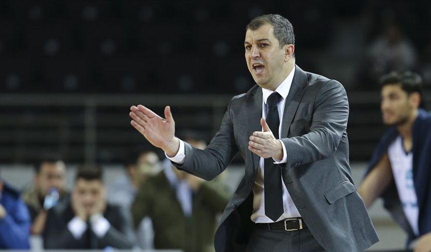 Aliağa Petkimspor'da başantrenör Burak Gören ile yollar ayrıldı