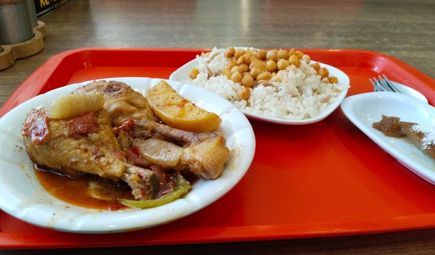 Uşak'ta 4 çeşit yemek fiyatı lokantasına göre 150 ile 200 TL arasında değişiyor