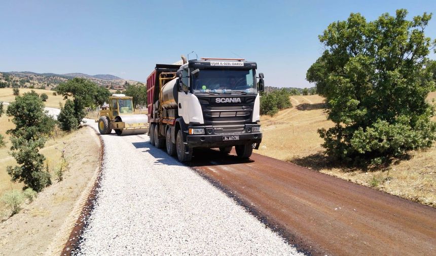 Murat Dağı üzerinden Uşak ve Banaz arasındaki yolda çalışmalar sürüyor