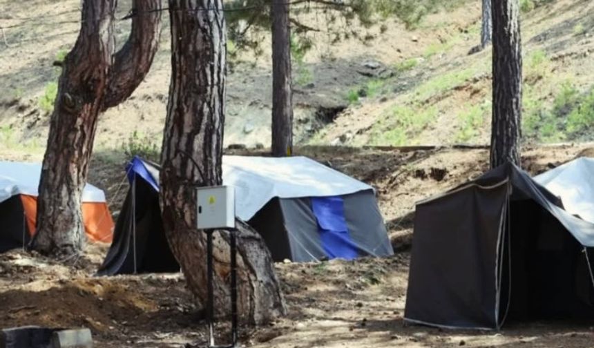 Uşak, Kütahya, Afyon ve Eskişehir'in değeri Murat Dağı'nda yazın çadır tatili imkanı