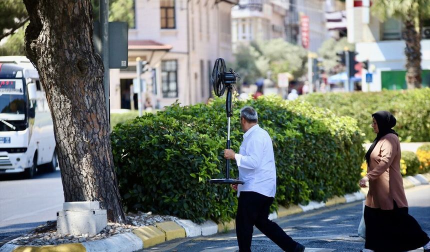 Uşak'ta bunaltıcı havanın etkisi sürecek! 11 Ağustos 2026 Salı günü 35 derece sıcak olacak!