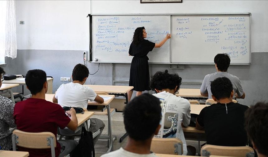 MEB yaz okullarında eğitimlere başladı!