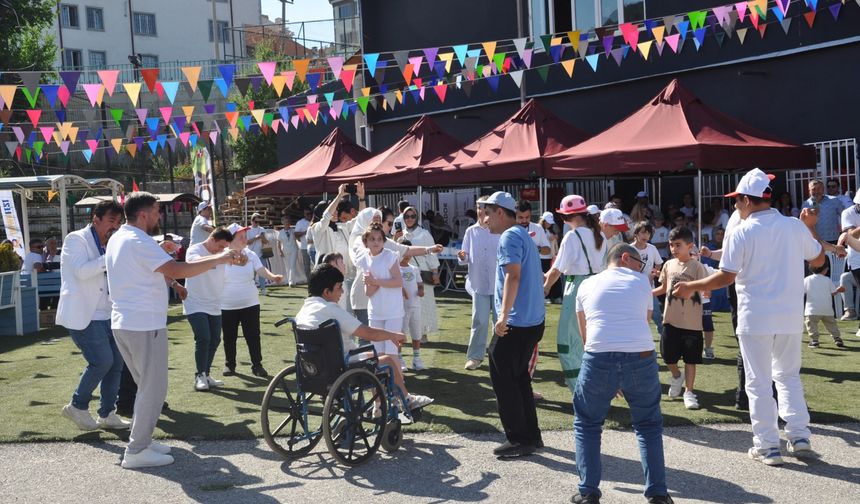 Kütahya’da "DownFest" etkinliği yapıldı