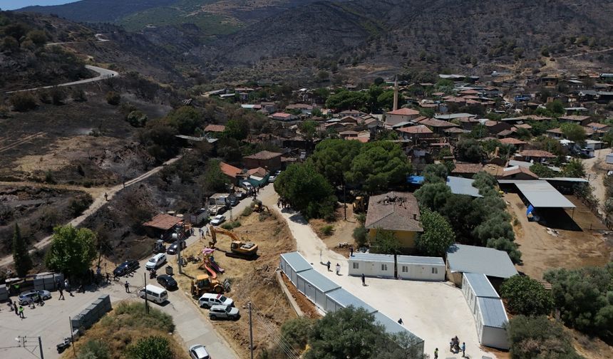 Ödemiş orman yangınında zarar gören alanlar havadan görüntülendi
