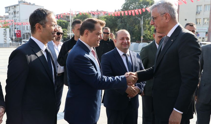 Sağlık Bakanı Memişoğlu, Manisa'da konuştu