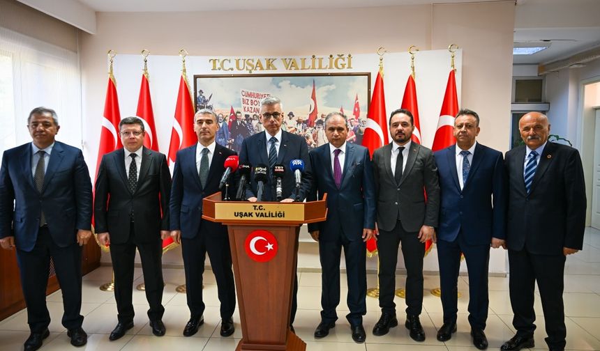 Uşak'ta fotoğraf krizi kısa sürede tatlıya bağlandı