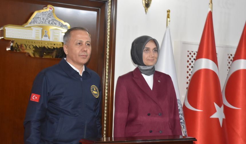 İçişleri Bakanı Ali Yerlikaya, Afyonkarahisar'da ziyaretlerde bulundu