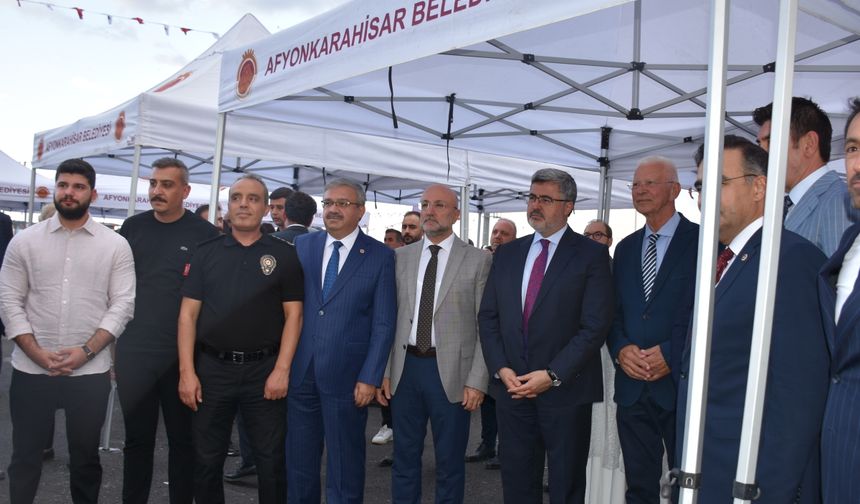 Dünya Motokros Şampiyonası'nın açılış töreni yapıldı